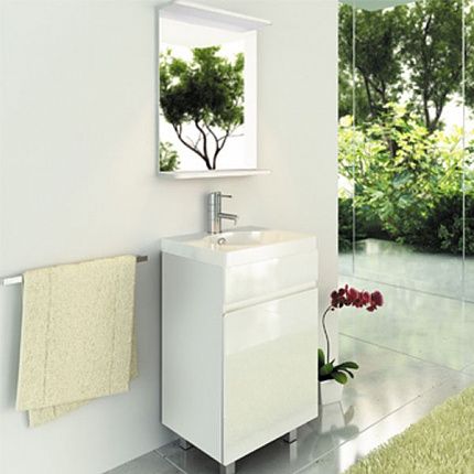 Зеркало Comforty  "К-50" белый глянец